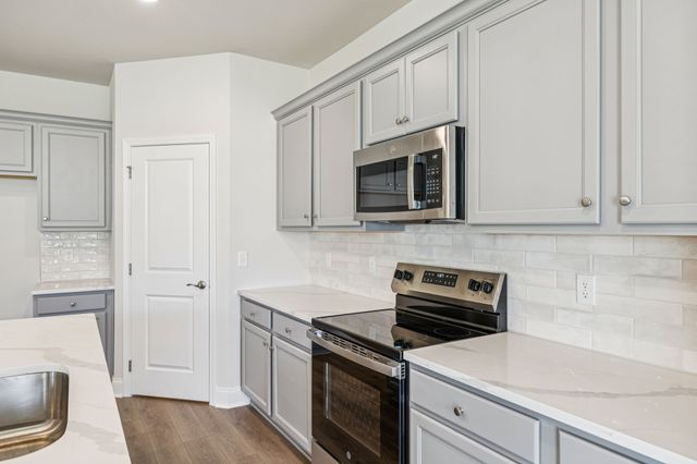 312 Stonehaus Circle, Antioch, TN 37013