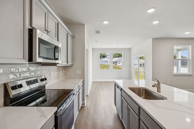 312 Stonehaus Circle, Antioch, TN 37013