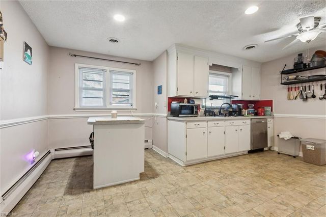 752 Pueblo RD, Newport News, VA 23606