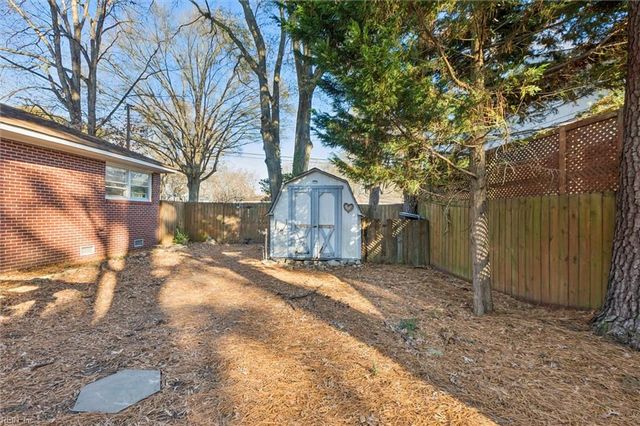 752 Pueblo RD, Newport News, VA 23606