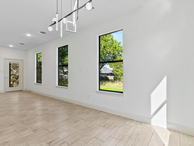 5105 Waterbury Court, Granbury, TX 76048