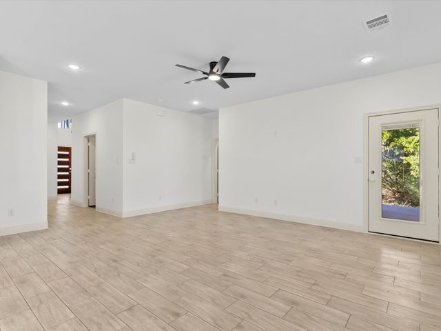 5105 Waterbury Court, Granbury, TX 76048