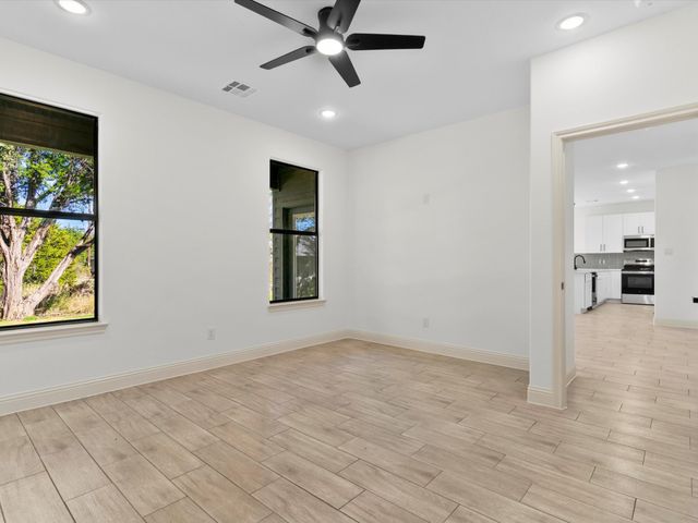 5105 Waterbury Court, Granbury, TX 76048