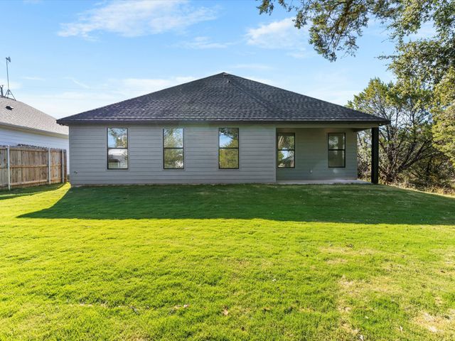 5105 Waterbury Court, Granbury, TX 76048
