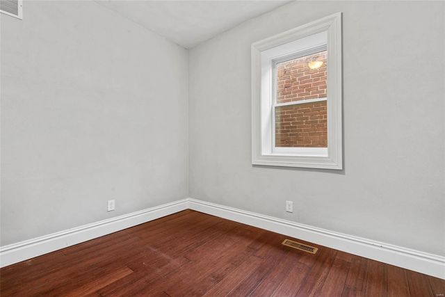 2714 Texas Avenue, St Louis, MO 63118
