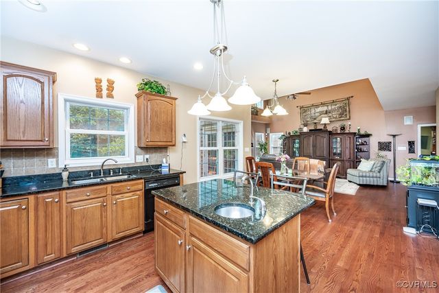 12300 Trumpington Ct, Chesterfield, VA 23838