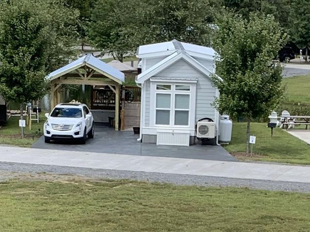 8 Mountain Meadows Drive, Morganton, GA 30560