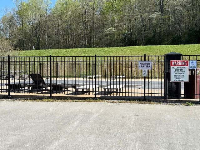 8 Mountain Meadows Drive, Morganton, GA 30560