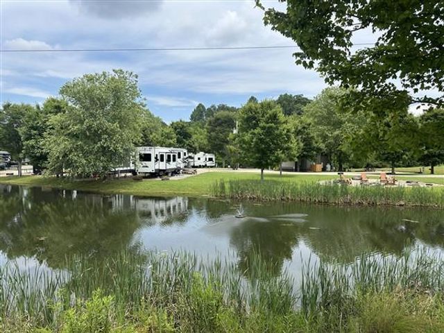 8 Mountain Meadows Drive, Morganton, GA 30560