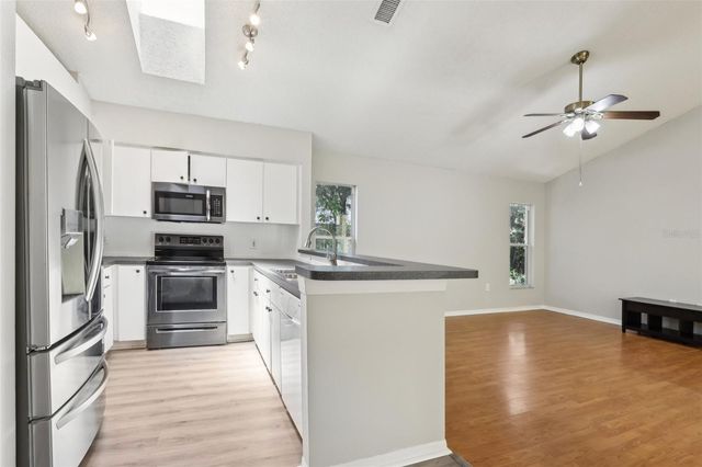 9029 WESTBAY BOULEVARD, Tampa, FL 33615