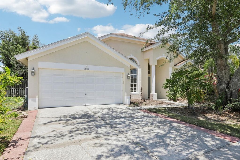 Image 2 of property listing at 9029 WESTBAY BOULEVARD, Tampa, FL 33615