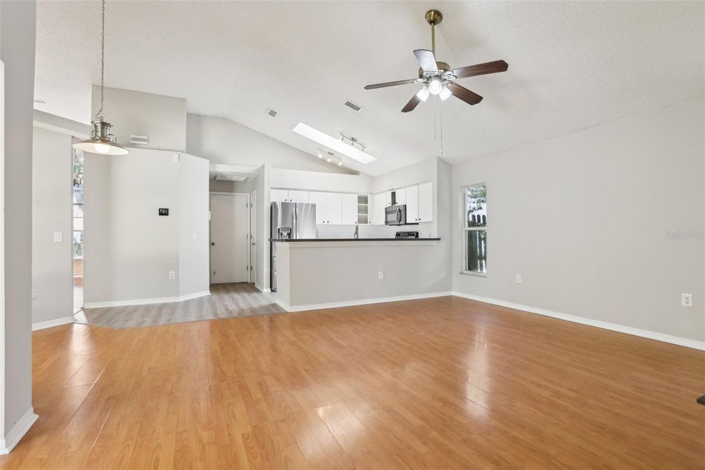 Image 21 of property listing at 9029 WESTBAY BOULEVARD, Tampa, FL 33615