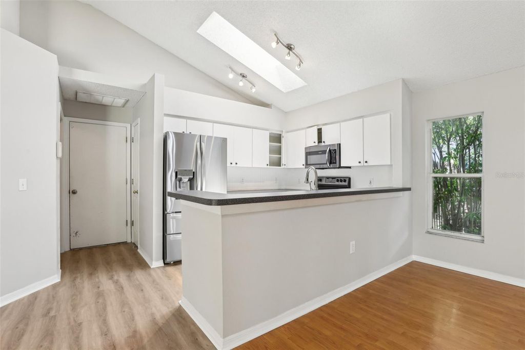 Image 23 of property listing at 9029 WESTBAY BOULEVARD, Tampa, FL 33615