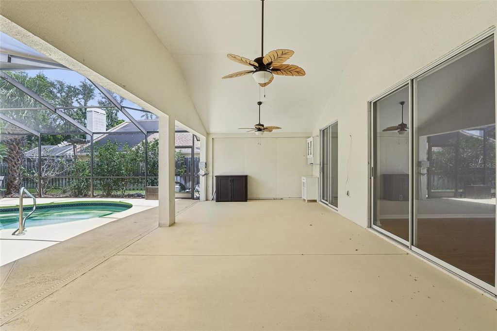 Image 45 of property listing at 9029 WESTBAY BOULEVARD, Tampa, FL 33615