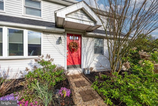 2534 RHOADS RD, Gilbertsville, PA 19525