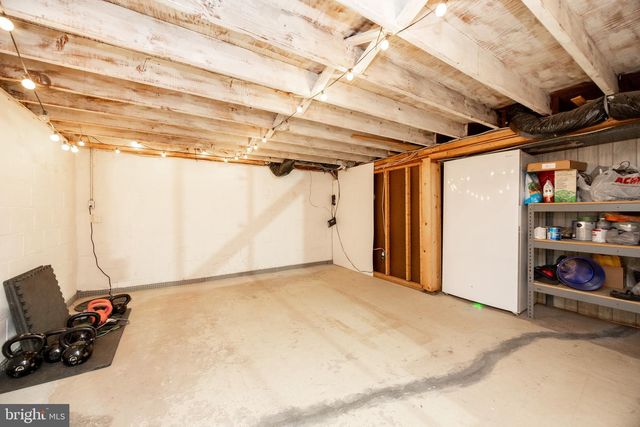 2534 RHOADS RD, Gilbertsville, PA 19525