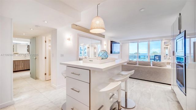 2301 Collins Ave 439, Miami Beach, FL 33139