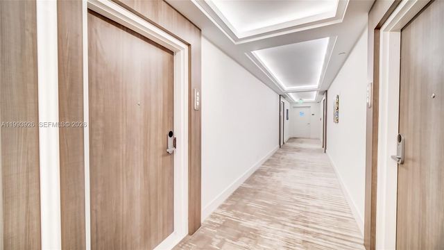 2301 Collins Ave 439, Miami Beach, FL 33139