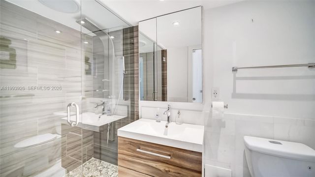 2301 Collins Ave 439, Miami Beach, FL 33139