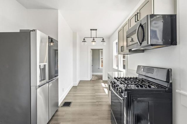 523 Baden Avenue, South San Francisco, CA 94080
