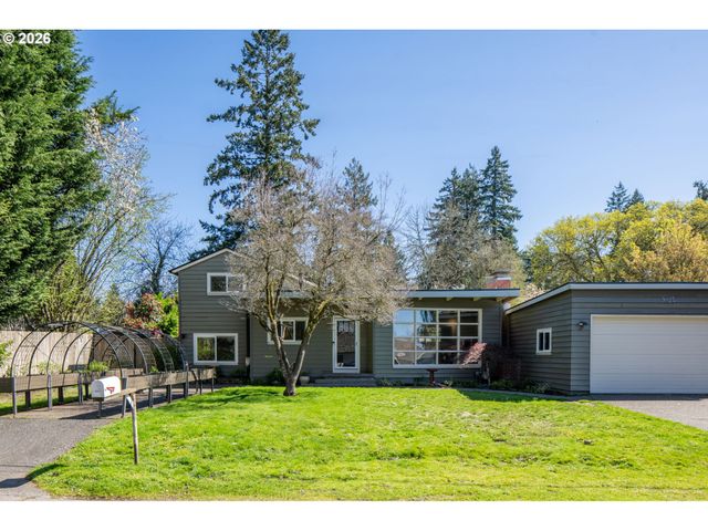 9824 Sw 56TH Ave, Portland, OR 97219