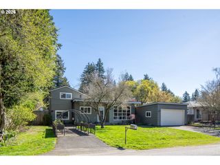 9824 Sw 56TH Ave, Portland, OR 97219