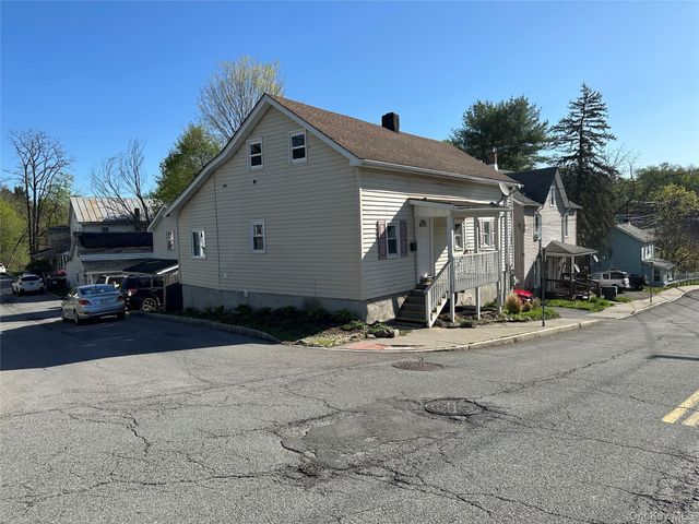 104 Oak Street, Walden, NY 12586