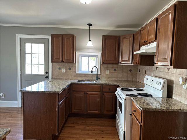 104 Oak Street, Walden, NY 12586