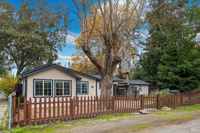 244 Carrington St, Santa Rosa, CA 95407
