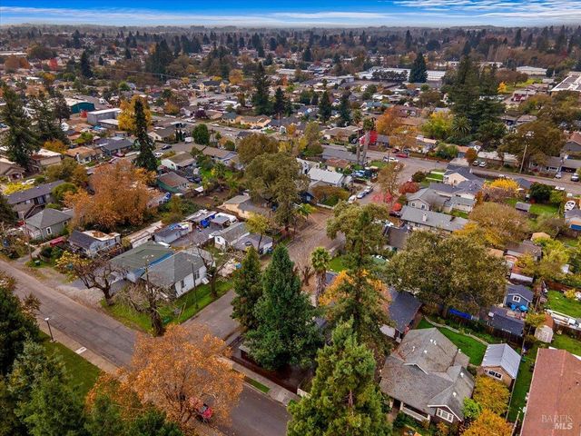 244 Carrington St, Santa Rosa, CA 95407