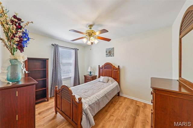 1760 Honeysuckle Drive 8, St Charles, MO 63303