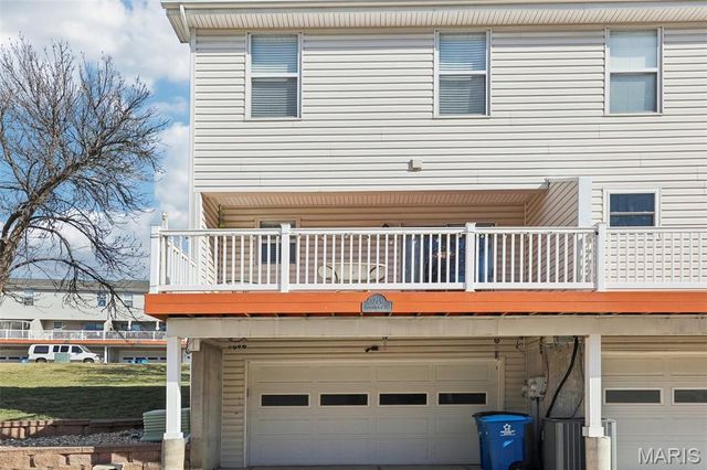 1760 Honeysuckle Drive 8, St Charles, MO 63303