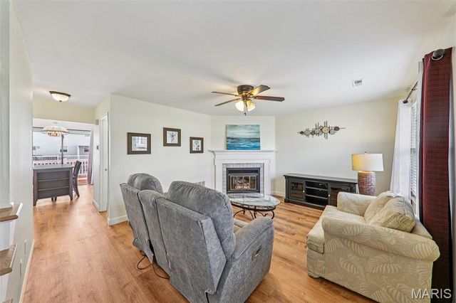1760 Honeysuckle Drive 8, St Charles, MO 63303