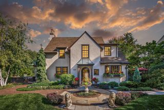 4921 17th Avenue S, Minneapolis, MN 55417