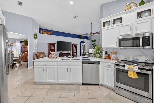 3881 HAMPTON HILLS DRIVE, Lakeland, FL 33810