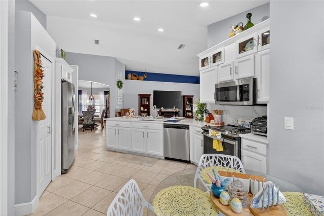 3881 HAMPTON HILLS DRIVE, Lakeland, FL 33810