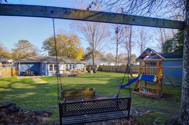 655 Wantoot Boulevard, Charleston, SC 29407