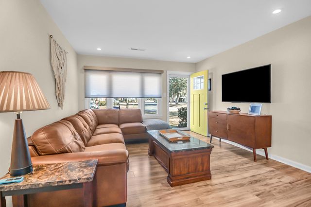 655 Wantoot Boulevard, Charleston, SC 29407