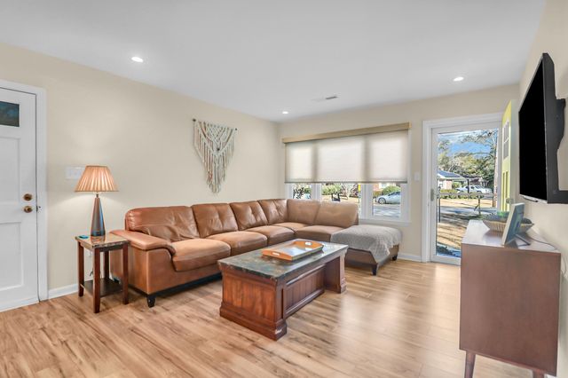 655 Wantoot Boulevard, Charleston, SC 29407