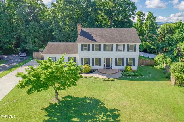 2 Flo Court, Johnson City, TN 37604