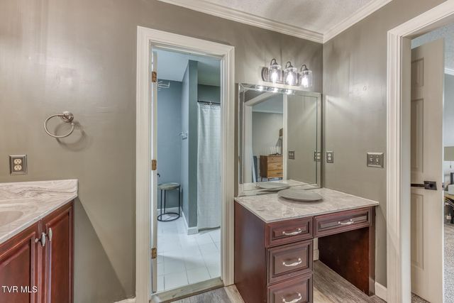 2 Flo Court, Johnson City, TN 37604