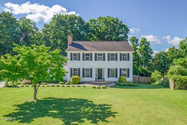 2 Flo Court, Johnson City, TN 37604