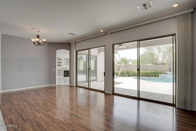 12303 W Dove Wing, Peoria, AZ 85383