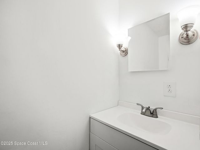 1040 Waterway Drive, Barefoot Bay, FL 32976