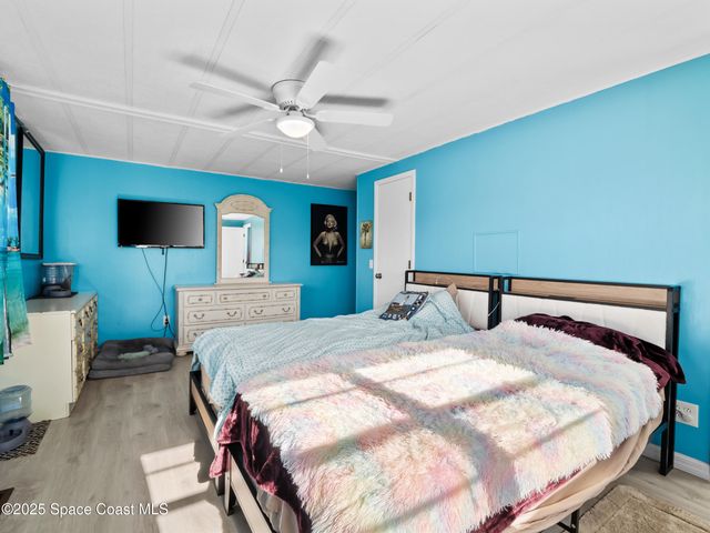 1040 Waterway Drive, Barefoot Bay, FL 32976