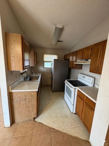 307 Palomino Lane, Ogden, KS 66517