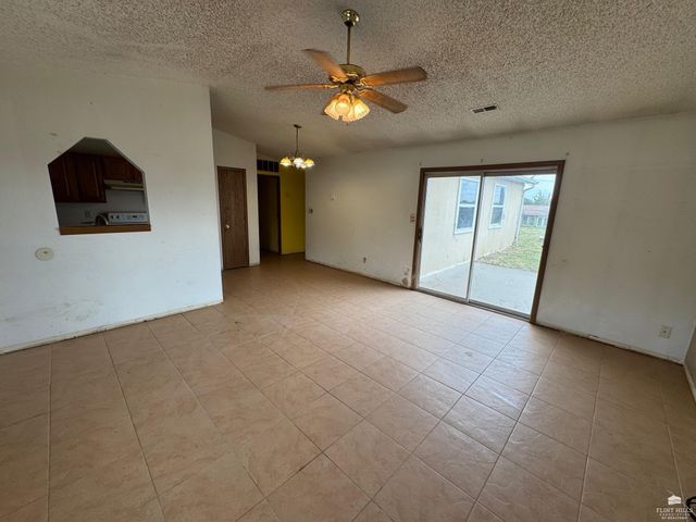 307 Palomino Lane, Ogden, KS 66517