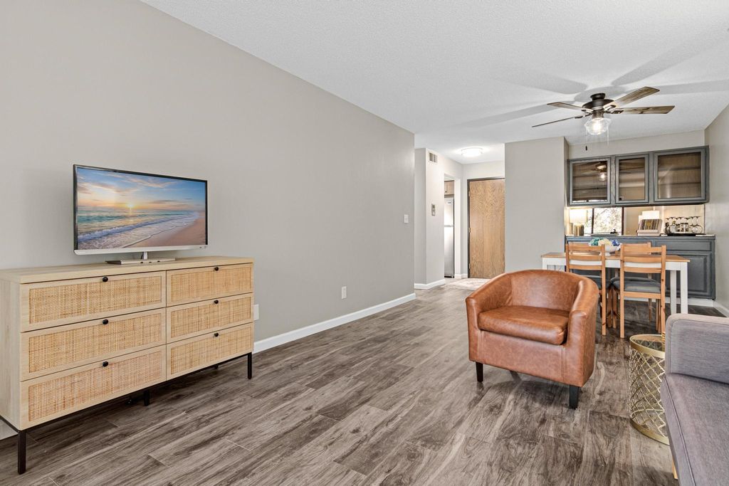 8013 Xerxes Avenue S B103, Bloomington, MN 55431 — photo 5