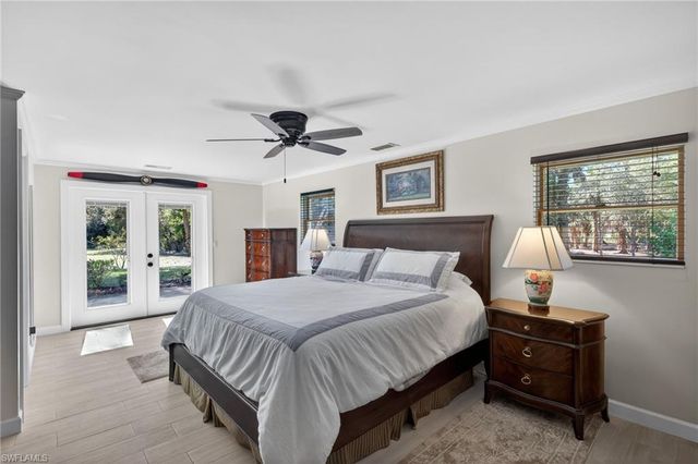 5100 Mahogany Ridge DR, Naples, FL 34119