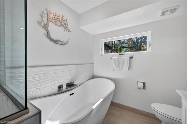 5100 Mahogany Ridge DR, Naples, FL 34119